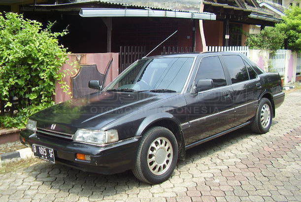 Dijual Mobil  Bekas Bandung Honda  Accord  1988 