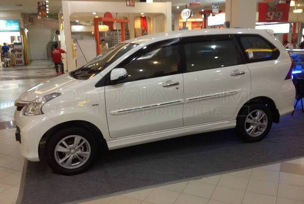 Dijual Mobil Bekas Surabaya - Toyota Avanza 2014 Otosia.com