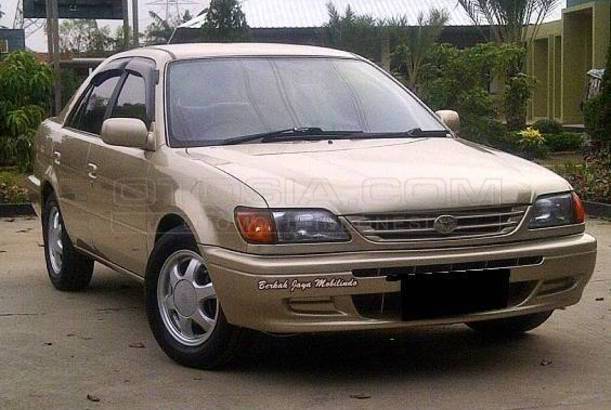 Dijual Mobil Bekas Jakarta Timur - Toyota Soluna 2000