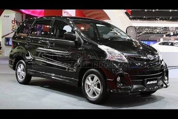 Dijual Mobil Bekas Surabaya - Toyota Avanza, 2015