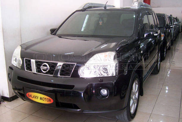 Dijual Mobil Bekas Malang - Nissan X-Trail 2008