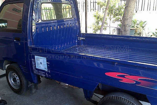 Dijual Mobil Bekas Solo - Suzuki Carry 2010 Otosia.com