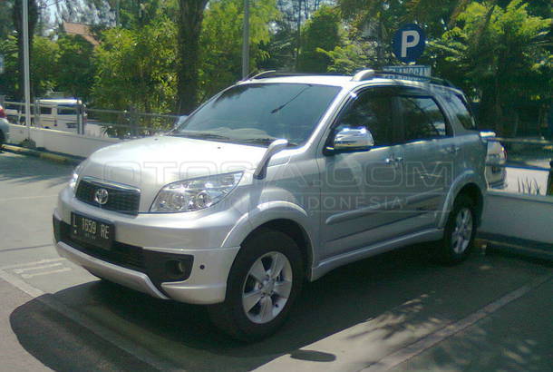  Mobil Kapanlagi.com Dijual Mobil Bekas Surabaya - Toyota Rush 2015