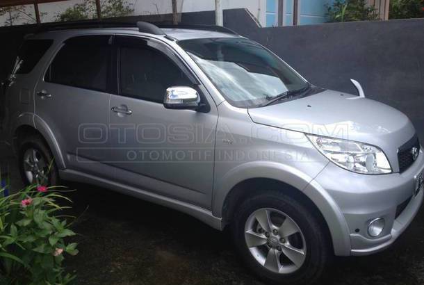 Dijual Mobil  Bekas Manado Toyota  Rush  2012 