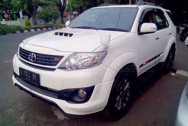 Dijual Mobil Bekas Surabaya - Toyota Fortuner 2015