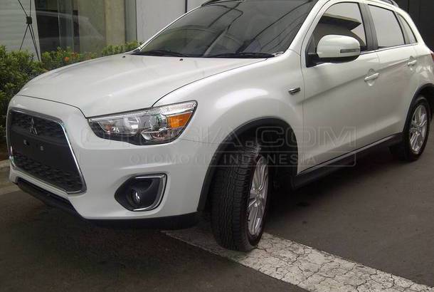 Dijual Mobil Bekas Jakarta Timur - Mitsubishi Outlander 