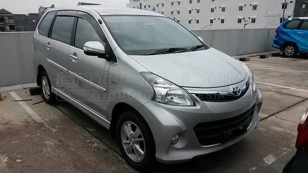 Dijual Mobil Bekas Jakarta Utara - Toyota Avanza 2015