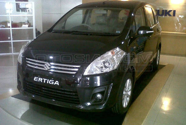 Dijual Mobil Bekas Solo - Suzuki Ertiga, 2015