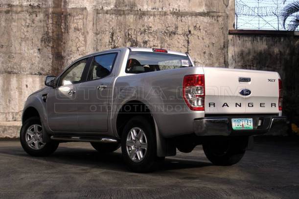 Dijual Mobil Bekas Jakarta Timur - Ford Ranger, 2014