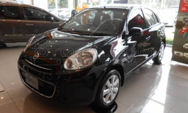 Dijual Mobil Bekas Tangerang - Nissan March 2015