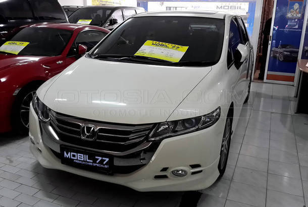 Dijual Mobil Bekas Surabaya - Honda Odyssey 2013