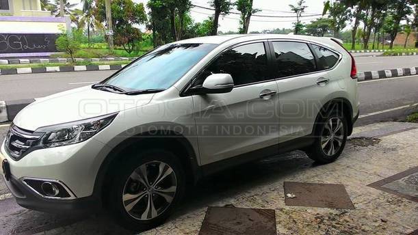 Dijual Mobil Bekas Yogyakarta - Honda CR-V 2014 Otosia.com