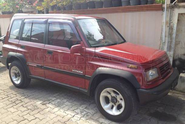Dijual Mobil  Bekas  Semarang Suzuki  Vitara  1993 Otosia com