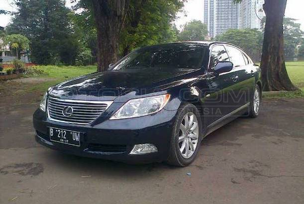  Dijual  Mobil  Bekas  Jakarta  Selatan Lexus  LS 2007 