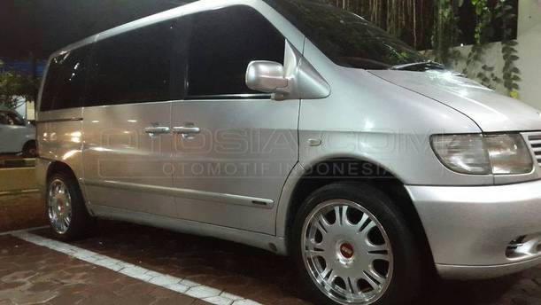 Jual Mobil Mercedes Benz Viano 2.2 Solar 2002 - Jakarta 