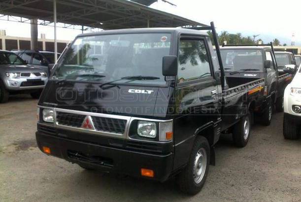 Dijual Mobil Bekas  Jakarta Selatan Mitsubishi L  300  2022