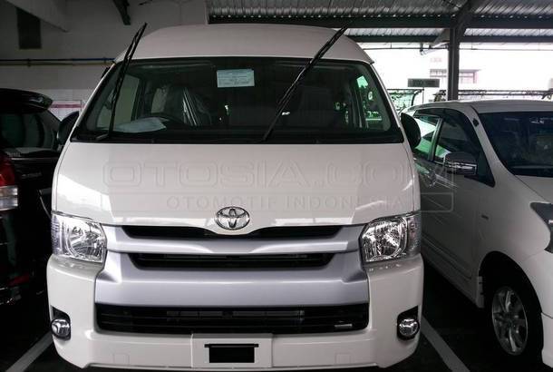 Dijual Mobil Bekas Jakarta Pusat - Toyota Hiace 2015 