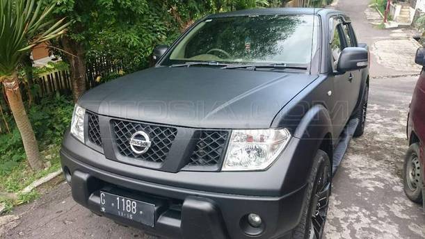 Dijual Mobil Bekas Semarang - Nissan Frontier Navara 2010