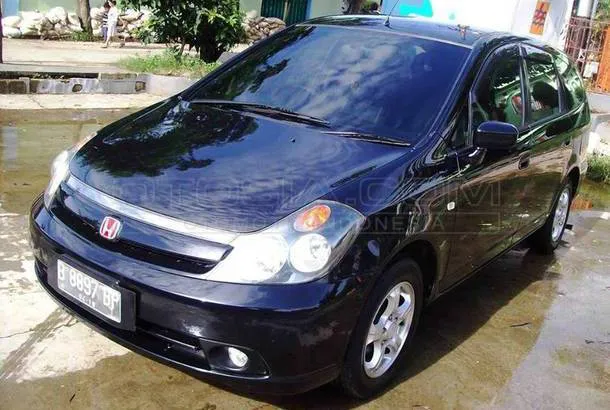 Jual Mobil Honda Stream 1.7 Facelift Bensin 2004 - Jakarta 