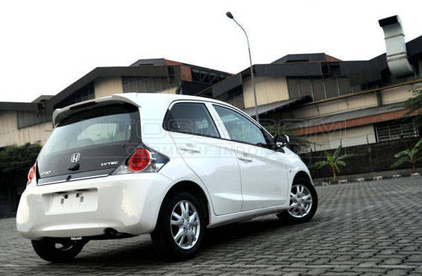 Dijual Mobil Bekas Jakarta Selatan - Honda Brio 2015