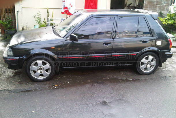 Dijual Mobil Bekas Solo - Toyota Starlet 1987 Otosia.com