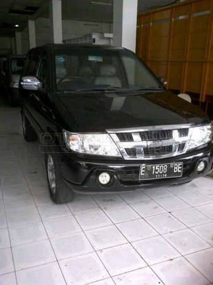Dijual Mobil Bekas Yogyakarta - Isuzu Panther 2011 