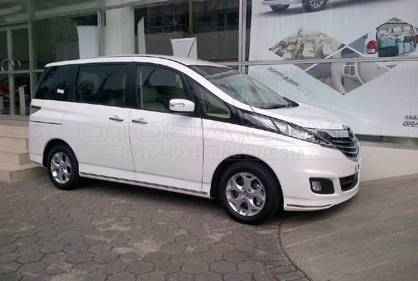 Dijual Mobil Bekas Jakarta Timur - Mazda Biante 2015