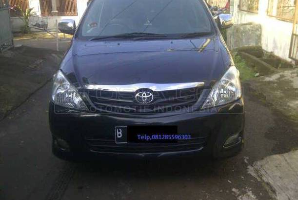 Dijual Mobil Bekas Jakarta Selatan - Toyota Kijang Innova 