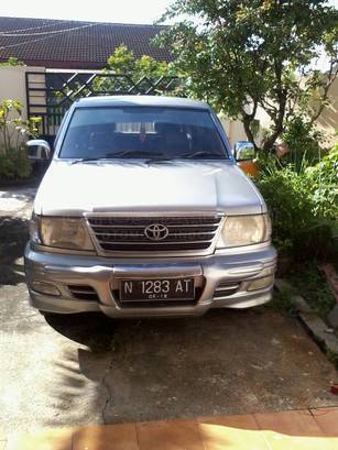 Dijual Mobil Bekas Malang - Toyota Kijang 2004 Otosia.com