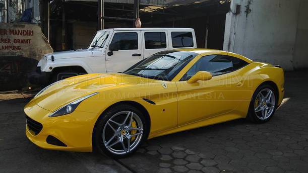 Dijual Mobil Bekas Jakarta Selatan - Ferrari California 