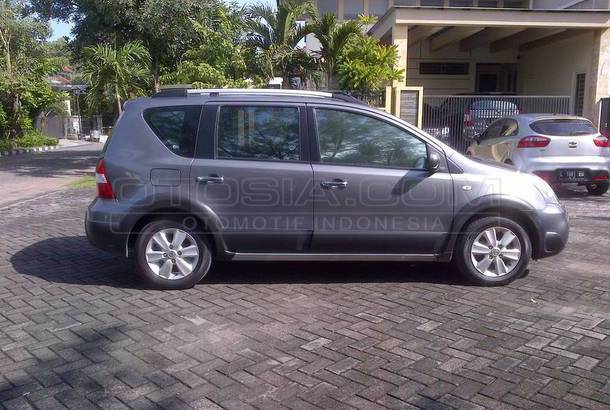 Dijual Mobil Bekas Surabaya Nissan Livina 2010 Otosia com