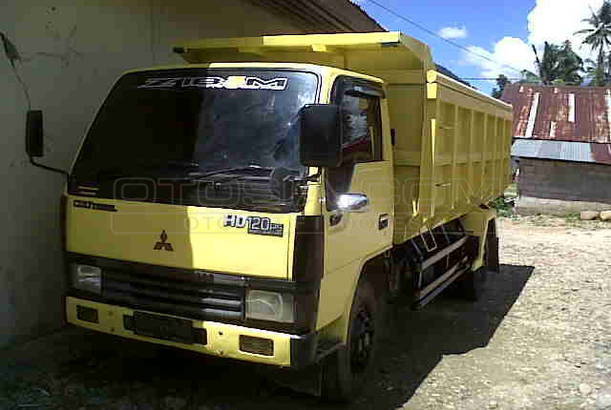 Dijual Mobil Bekas Pekanbaru - Mitsubishi Dump Truck 2003