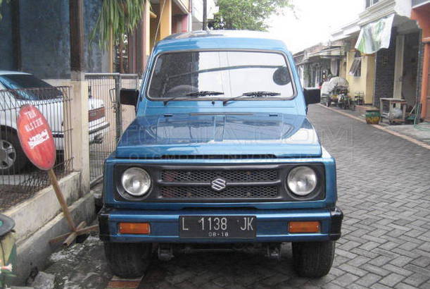 Jual Mobil Suzuki Katana GX Bensin 1994 - Surabaya 