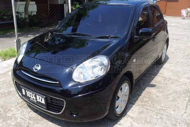 Jual Mobil Nissan March XS Autech Bensin 2012 - Semarang 