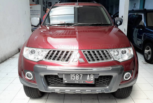 Dijual Mobil  Bekas Surabaya Mitsubishi Pajero  2011 