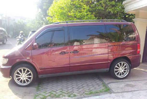 Dijual Mobil Bekas Surabaya - Mercedes Benz Viano 1997 