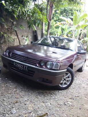 Dijual Mobil Bekas Bogor - Peugeot 405 1991