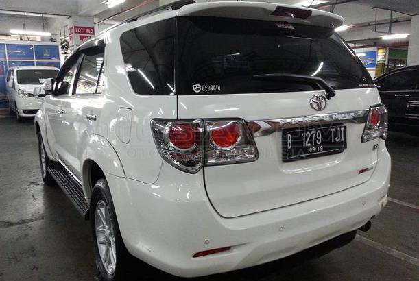Jual Mobil Toyota Fortuner Grand New VNT TRD Solar 2014 