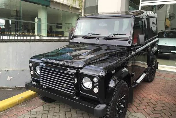 Dijual Mobil Bekas Jakarta Selatan - Land Rover Defender 2015