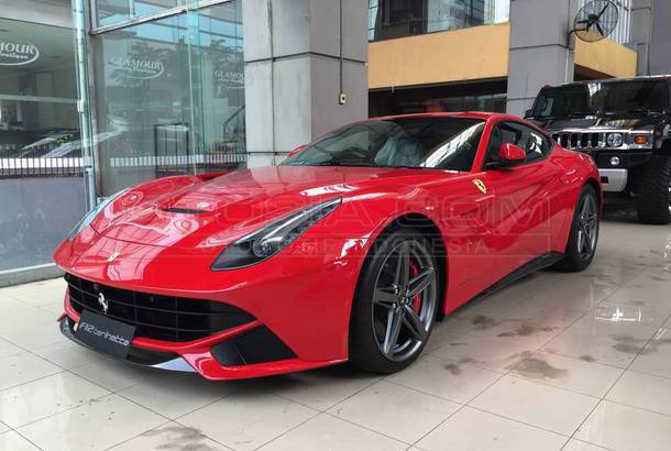 Dijual Mobil Bekas Jakarta Selatan - Ferrari F12 2015