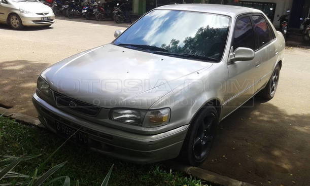 Dijual Mobil  Bekas Tangerang Toyota  Corolla  1996 