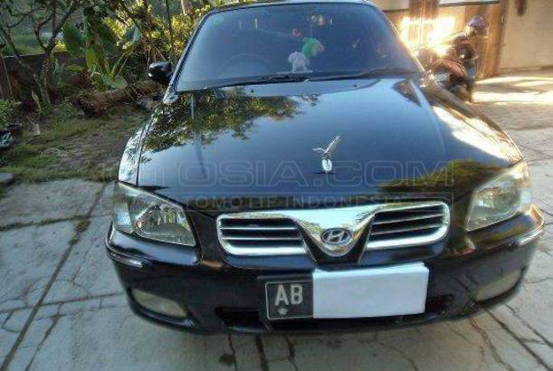 Dijual Mobil Bekas Yogyakarta - Hyundai Accent 2003 