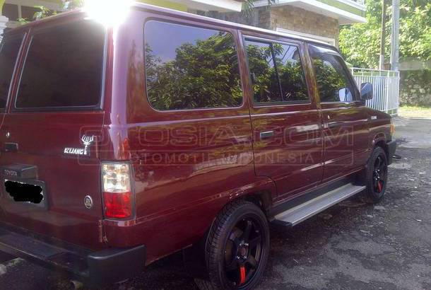  Dijual  Mobil  Bekas  Bogor  Toyota Kijang  1996 Otosia com