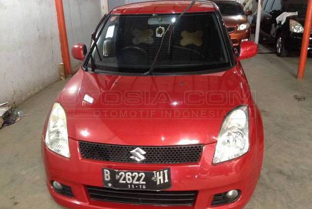 Dijual Mobil Bekas Jakarta Selatan - Suzuki Swift 2006 