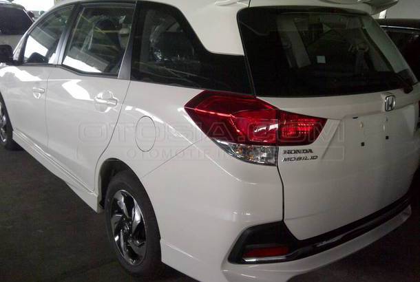 Dijual Mobil Bekas  Surabaya  Honda Mobilio  2021 