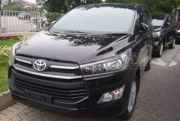 Dijual Mobil Bekas Bandung - Toyota Kijang Innova 2018 