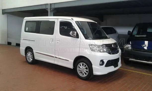 Dijual Mobil Bekas Jakarta Timur Daihatsu Luxio 2015