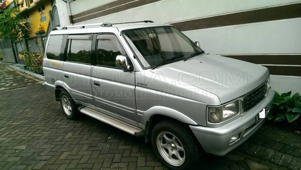 Dijual Mobil Bekas Malang - Isuzu Panther 2000 Otosia.com