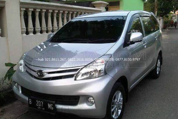Dijual Mobil Bekas Jakarta Timur - Daihatsu Xenia, 2012