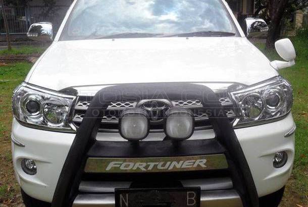 Dijual Mobil Bekas Malang - Toyota Fortuner, 2010